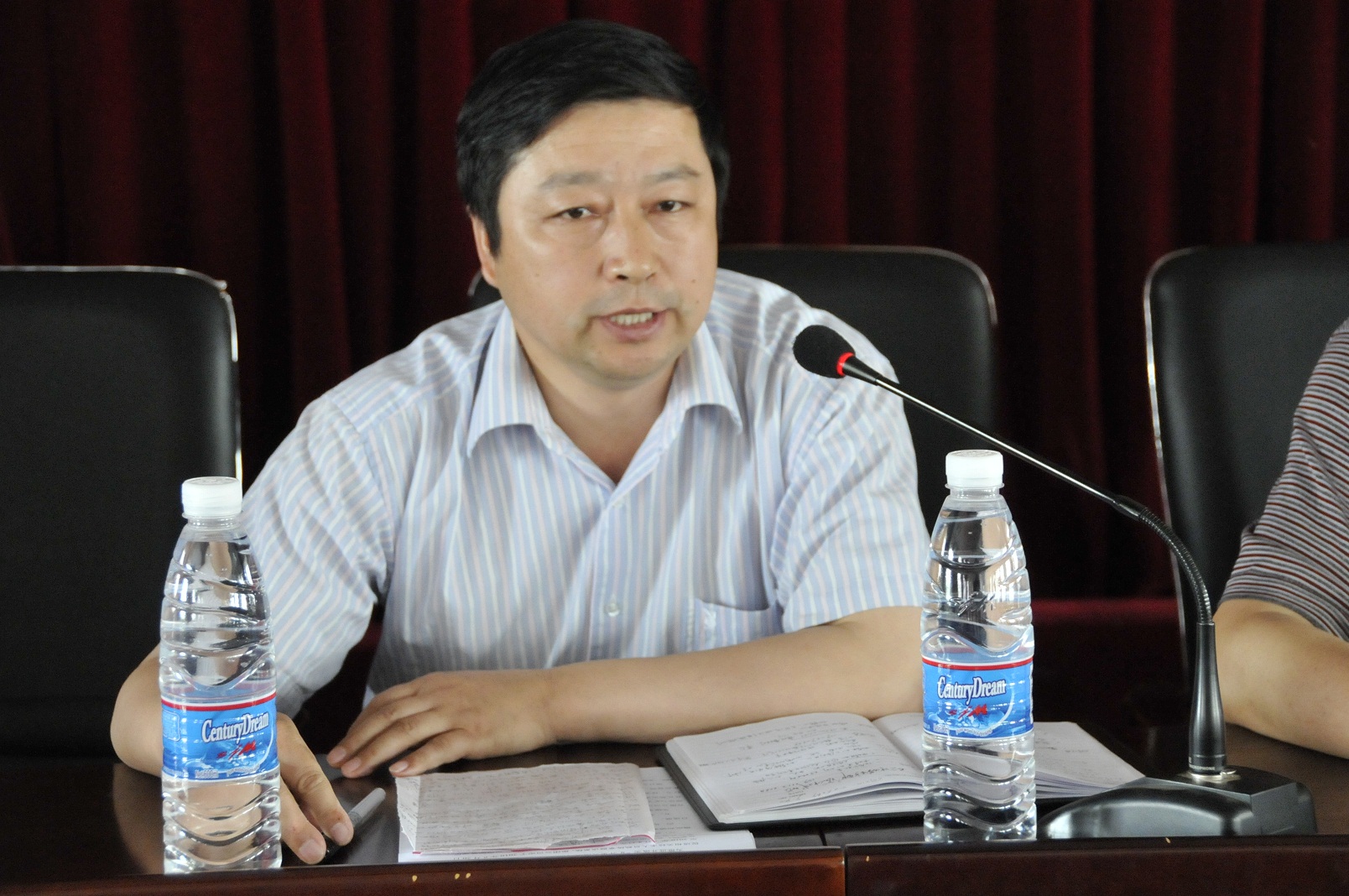 5龍軟公司任永智副董事長講話.jpg